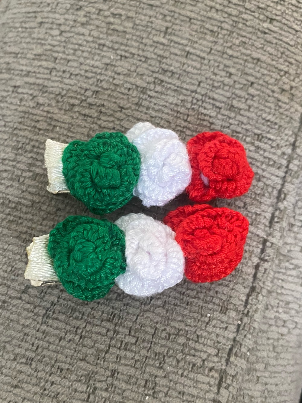 Mexican Handmade Kids Crochet Flower Hair Clips in Green, White & Red